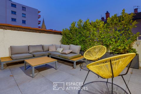 Ancien rénové avec terrasse plein ciel coeur Montchat