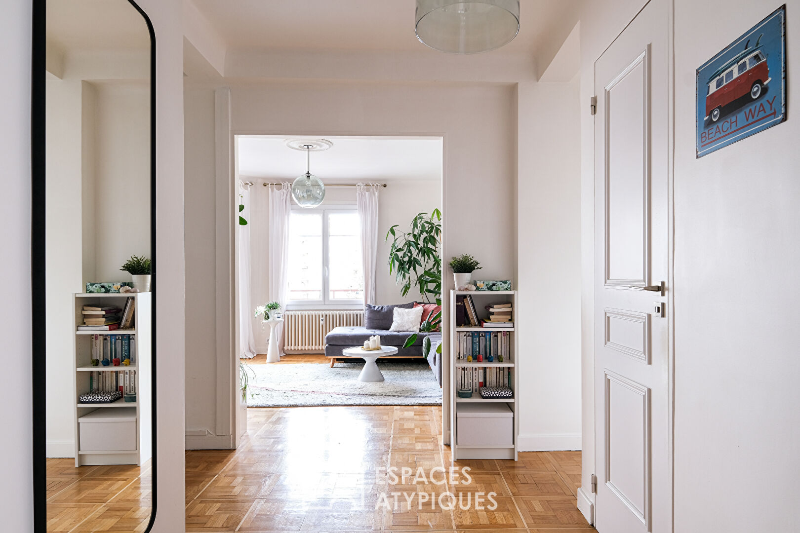 Renovated period apartment with balcony and unobstructed views in Jean Macé