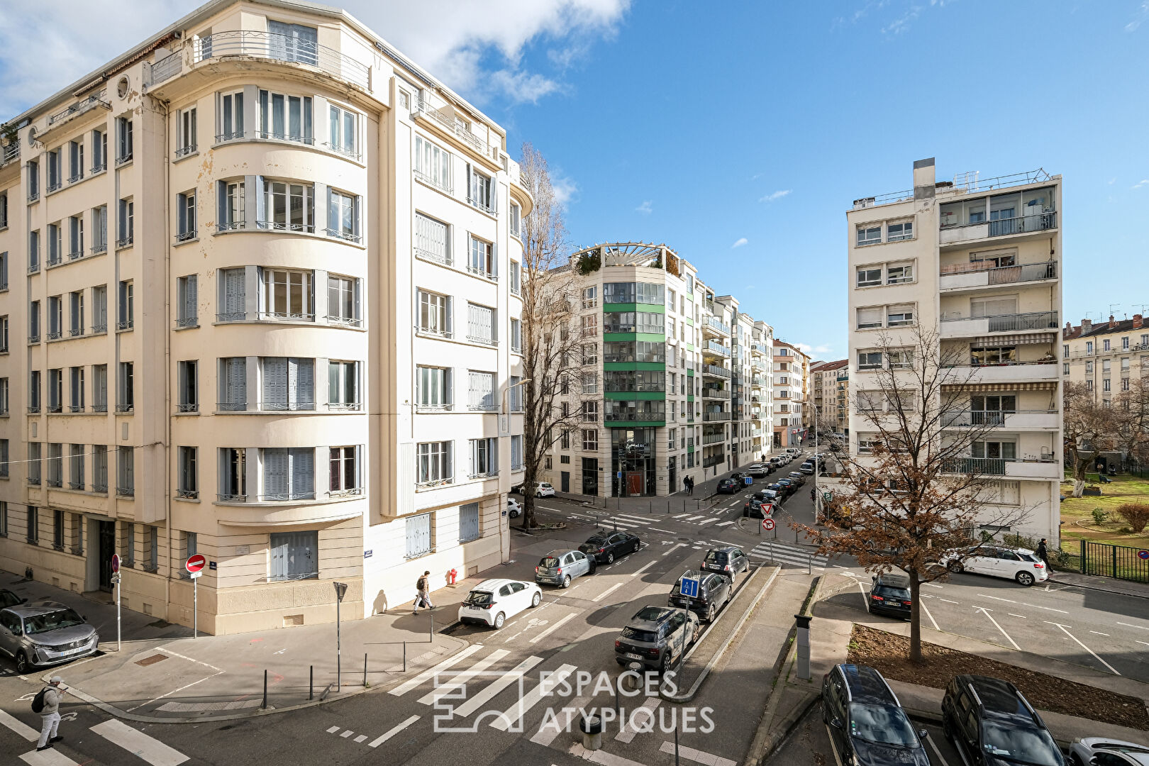 Renovated period apartment with balcony and unobstructed views in Jean Macé