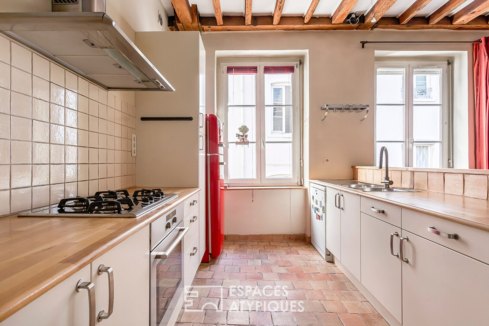 Duplex en dernier etage au coeur de la Préfecture