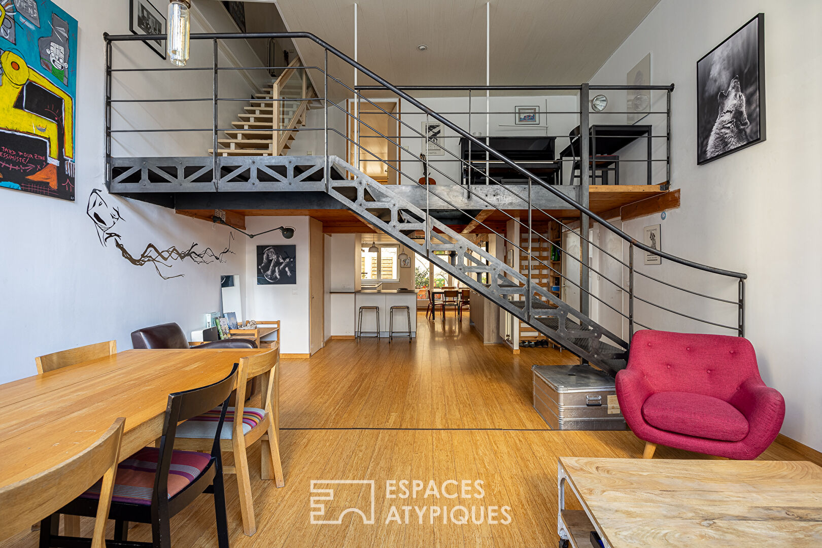 Loft traversant avec patio privé et potentiel locatif à Saint Louis