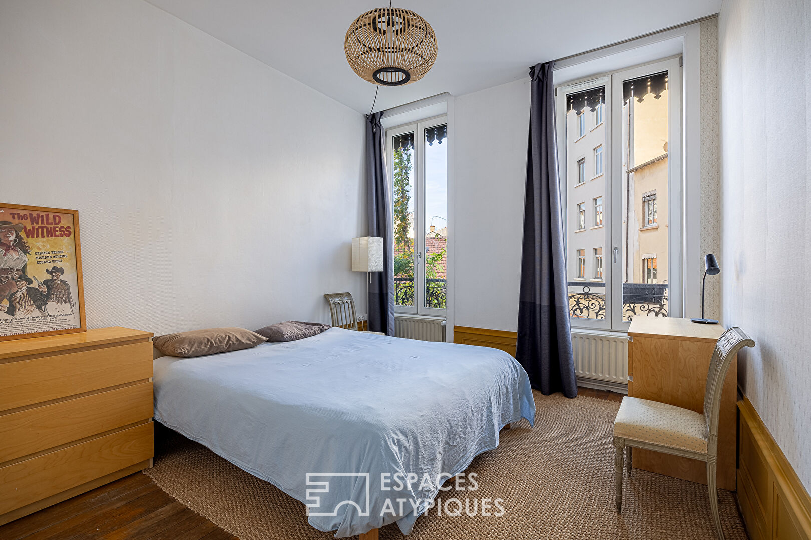 Loft traversant avec patio privé et potentiel locatif à Saint Louis