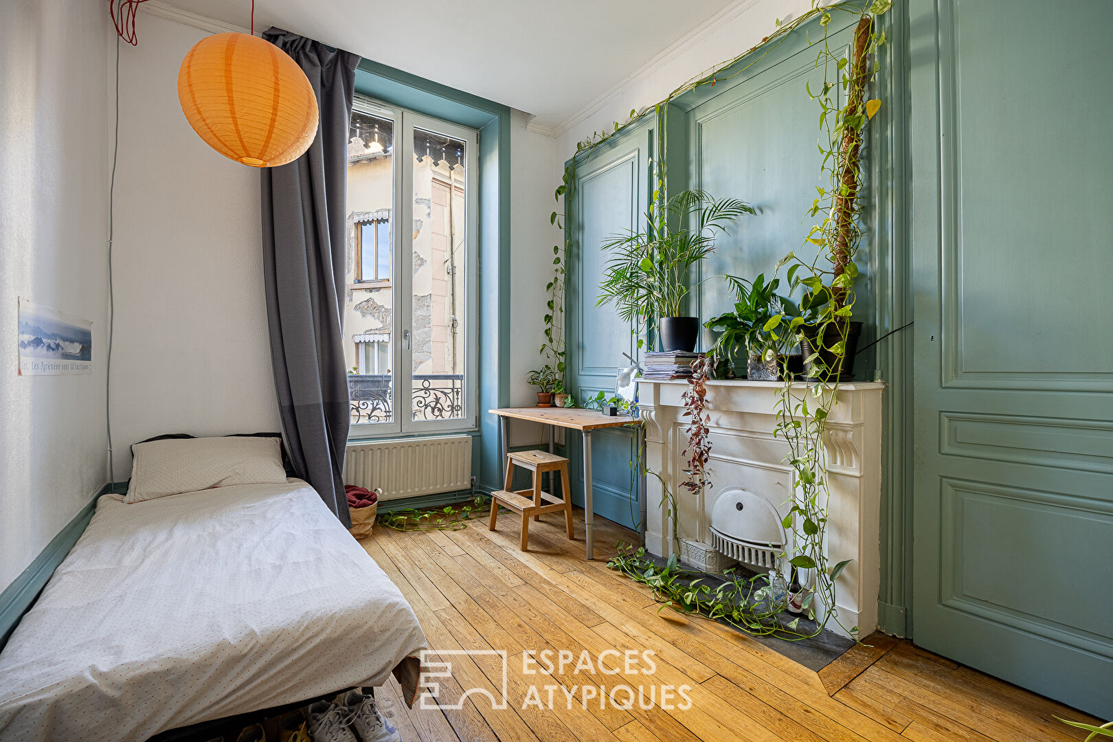 Loft traversant avec patio privé et potentiel locatif à Saint Louis