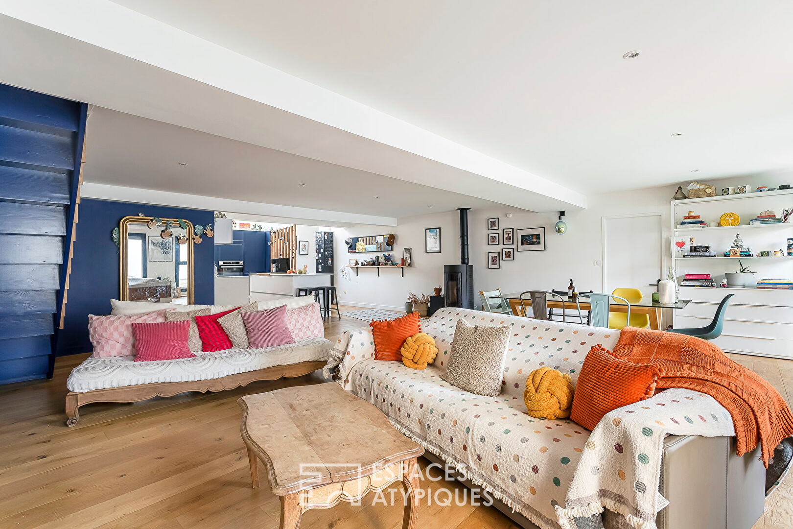 Duplex familial avec terrasse et piscine au calme absolu