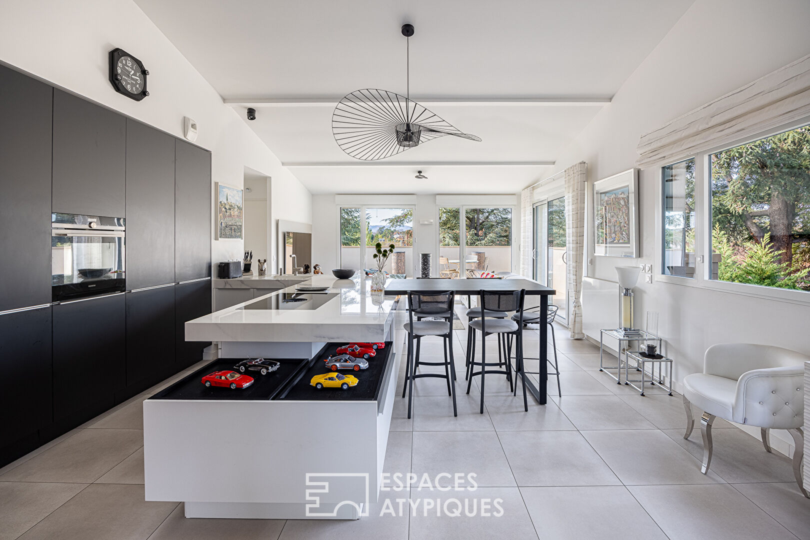 Toit-terrasse contemporain au coeur de Tassin