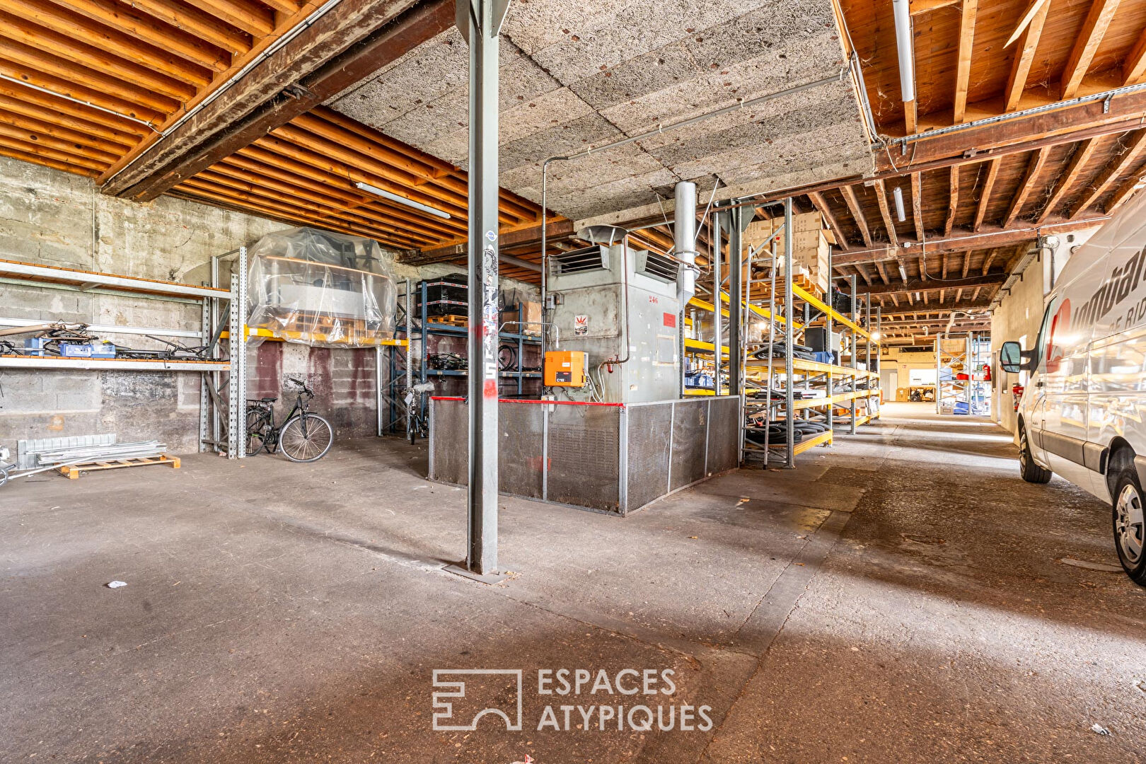 Maison de maître avec grandes dépendances