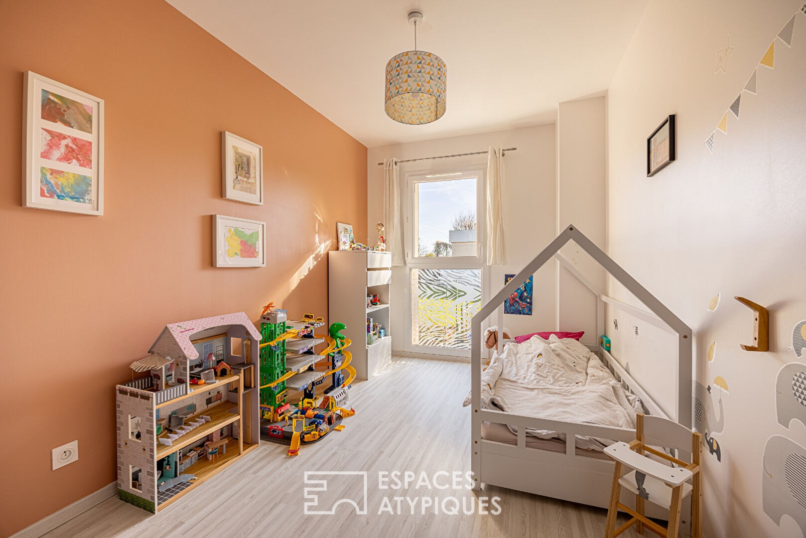 Duplex house with terrace and garage