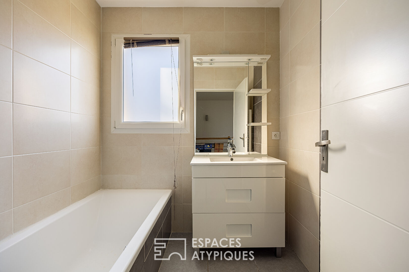 Duplex house with terrace and garage