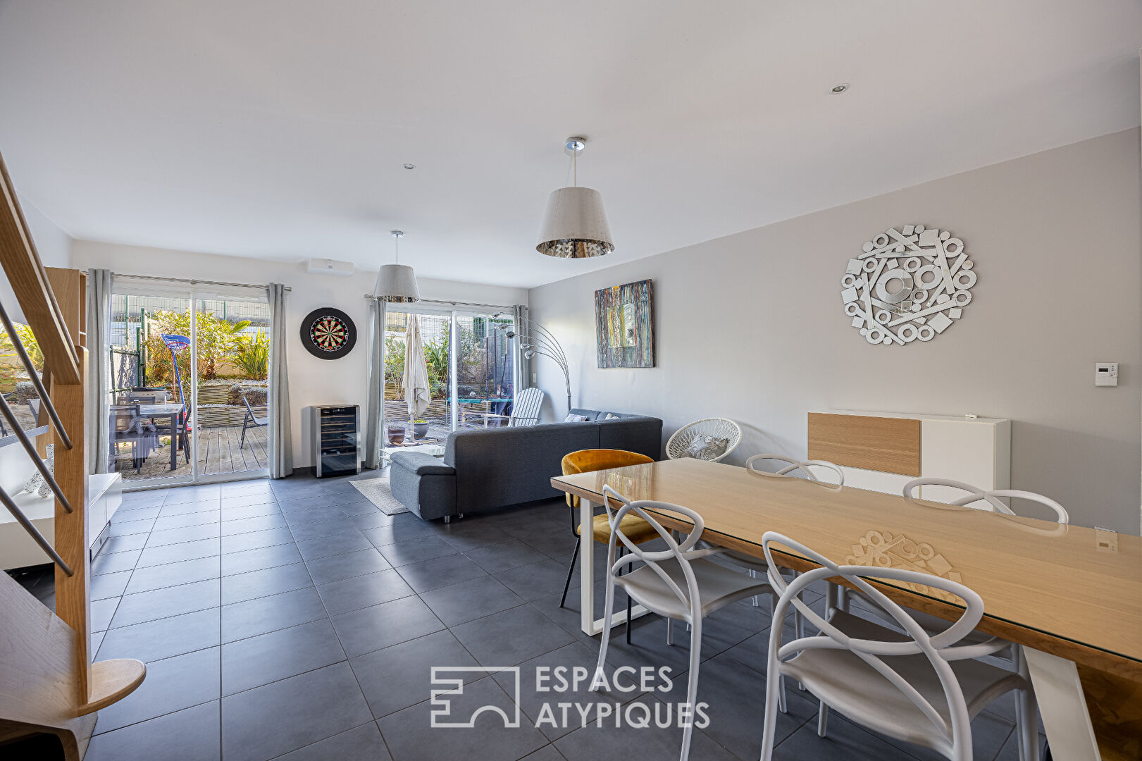 Duplex house with terrace and garage