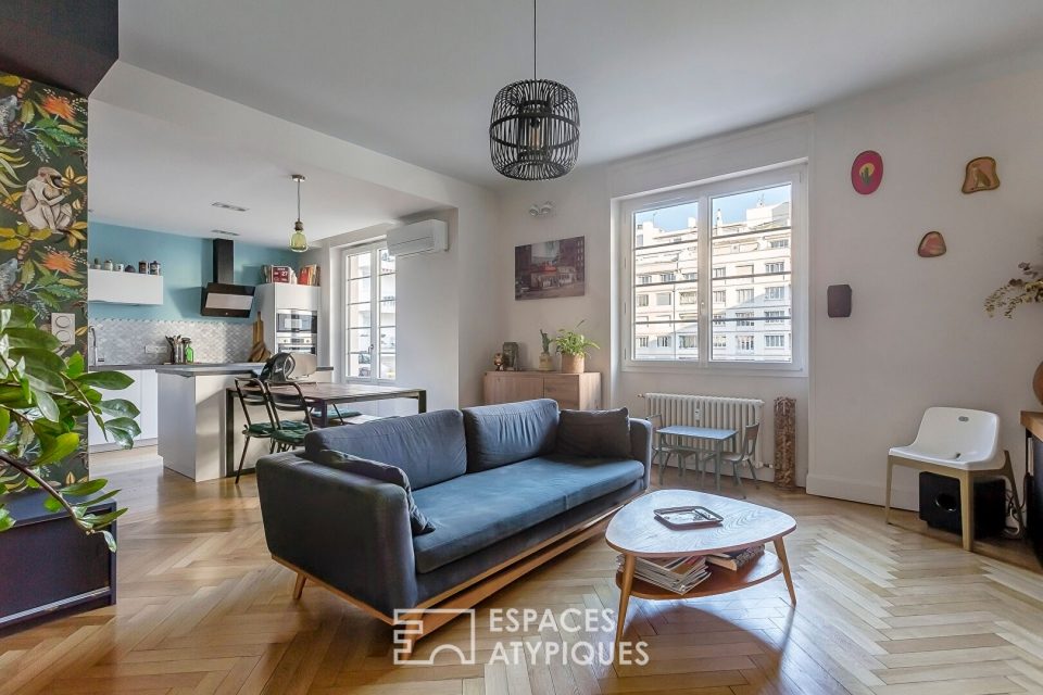 Bel ancien rénové avec deux balcons