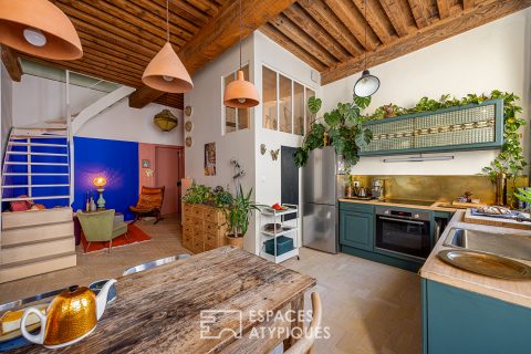 Ancien cosy à deux pas des quais