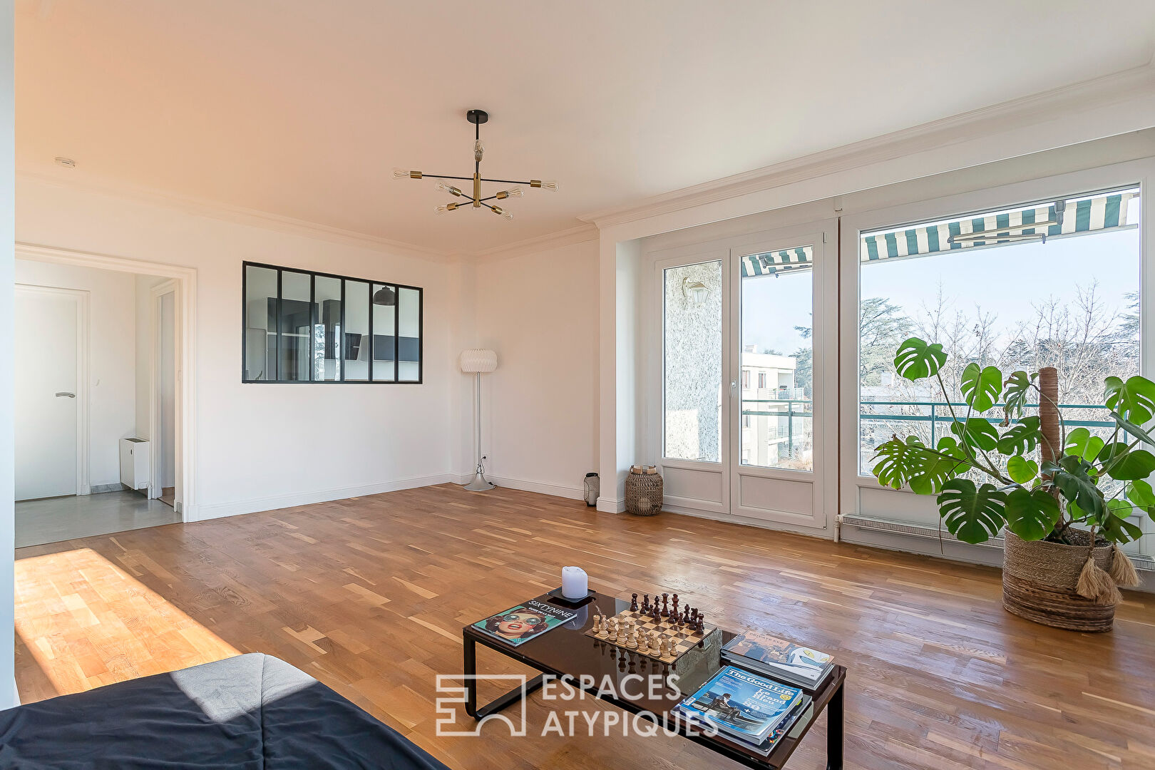 Appartement en dernier étage avec terrasse