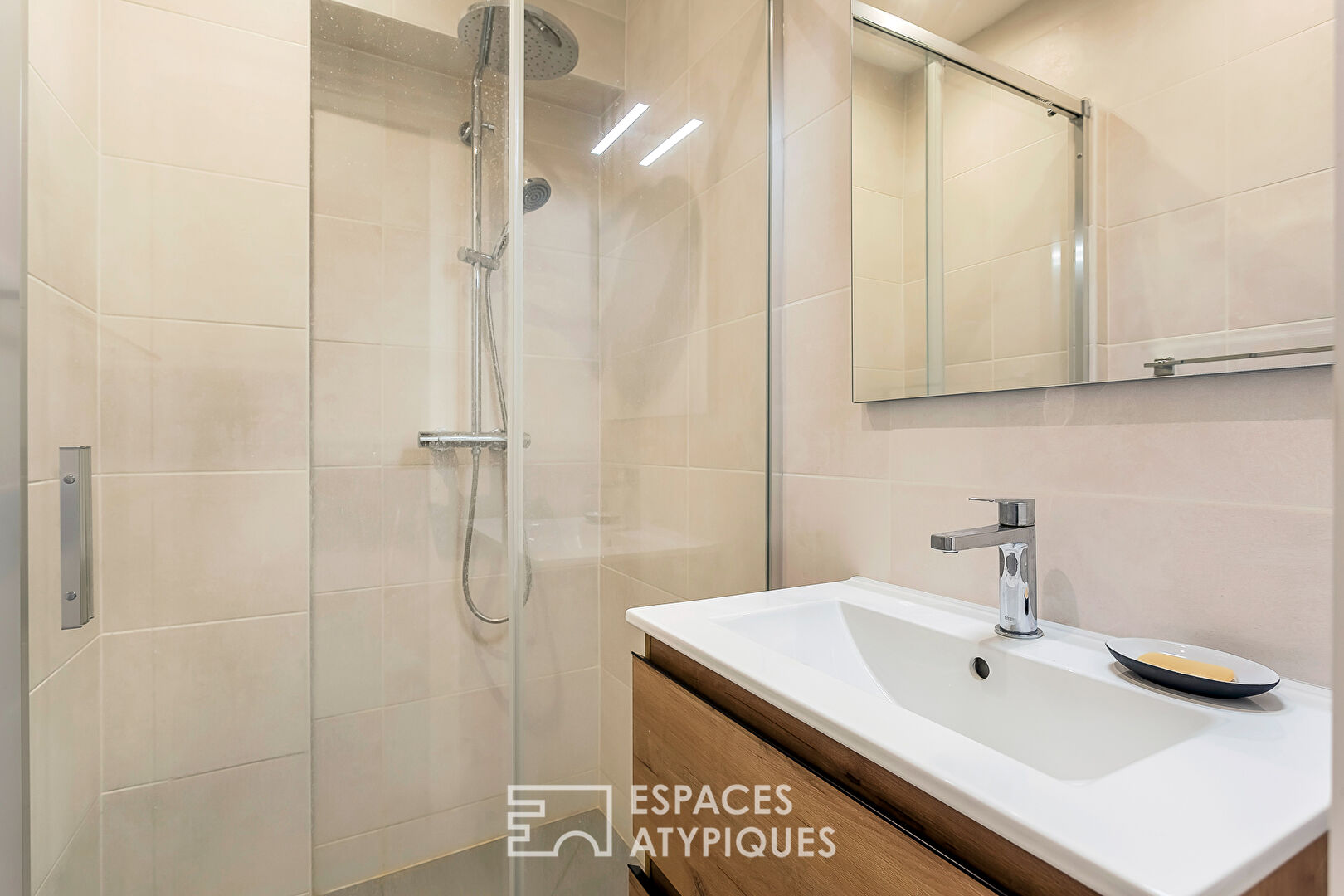 Appartement en dernier étage avec terrasse