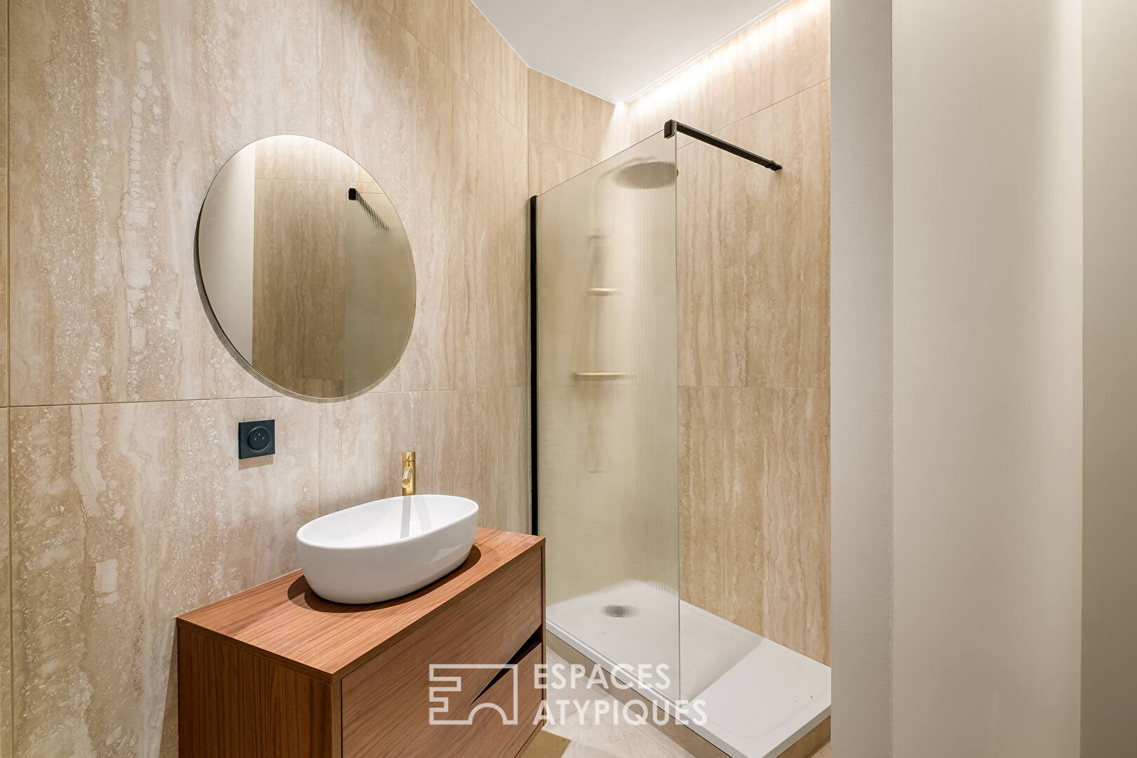 Appartement ancien rénové avec vue sur la Saône