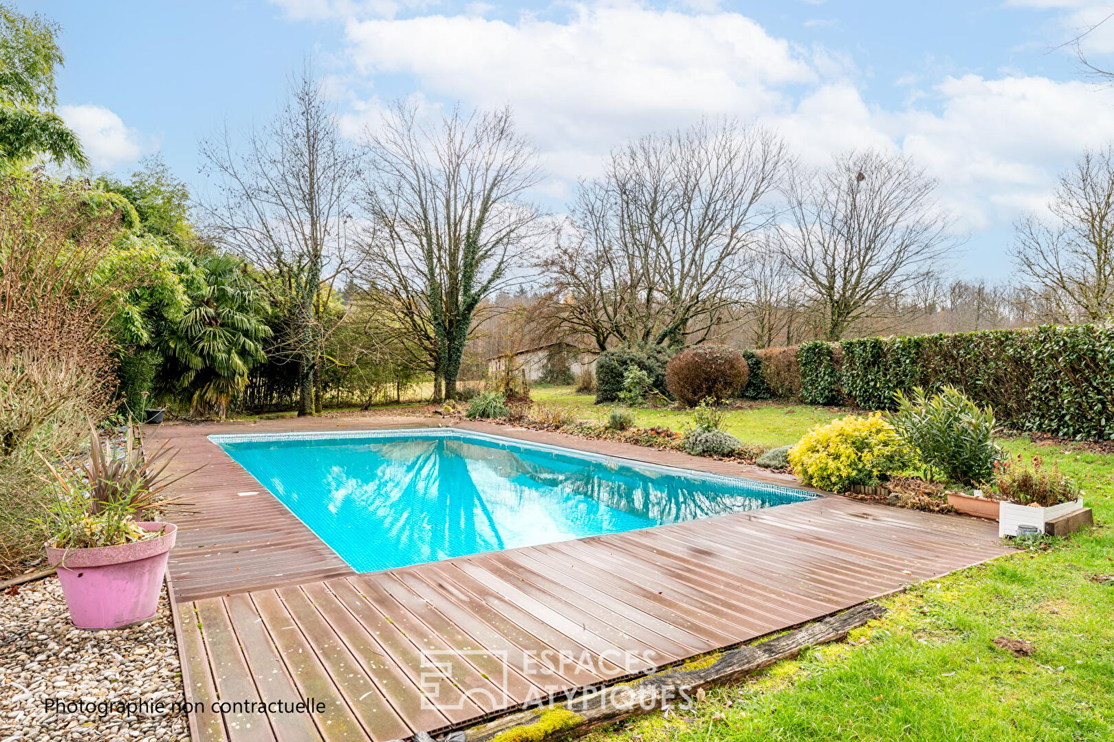 Longère de caractère avec piscine