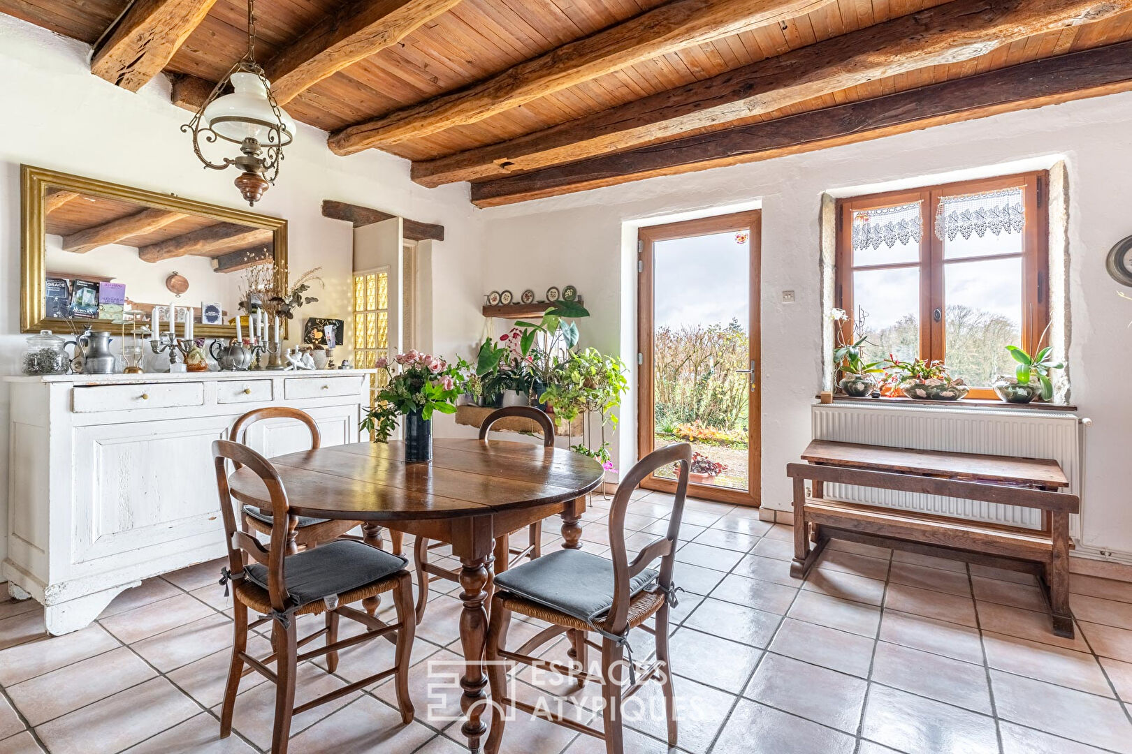 Longère de caractère avec piscine