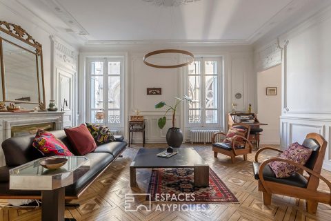 Bourgeois lumineux et vue cathédrale à Lyon 7e