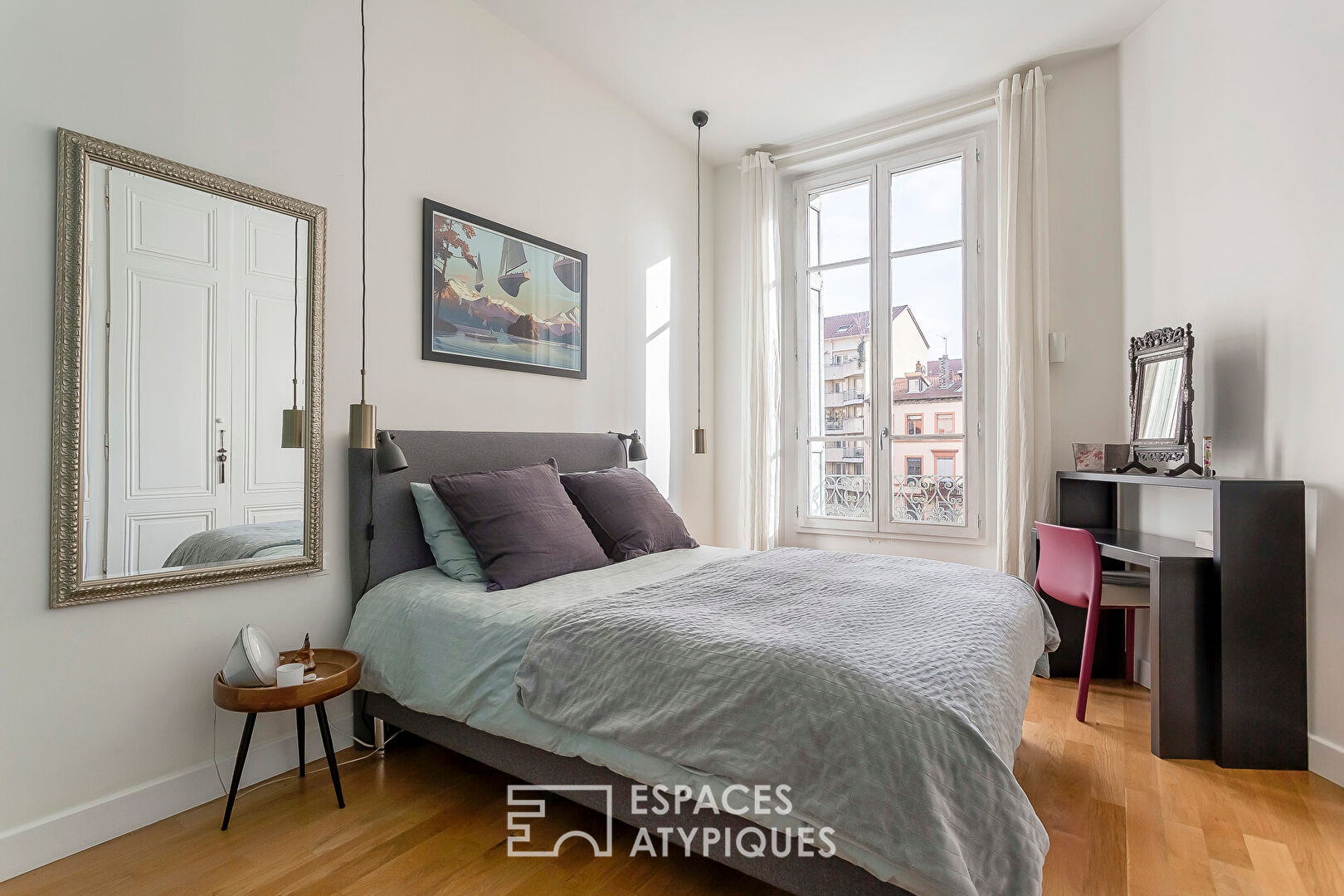 Bourgeois lumineux et vue cathédrale à Lyon 7e