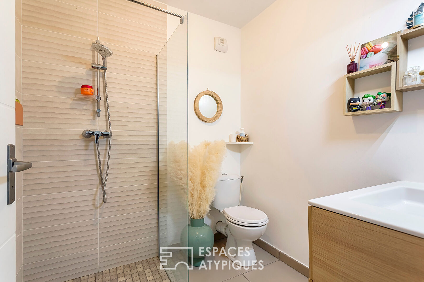 Duplex contemporain avec jardin dans le centre d&rsquo;Ecully