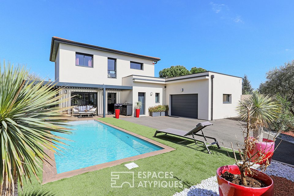 Villa contemporaine à St Cyr au Mont D'Or