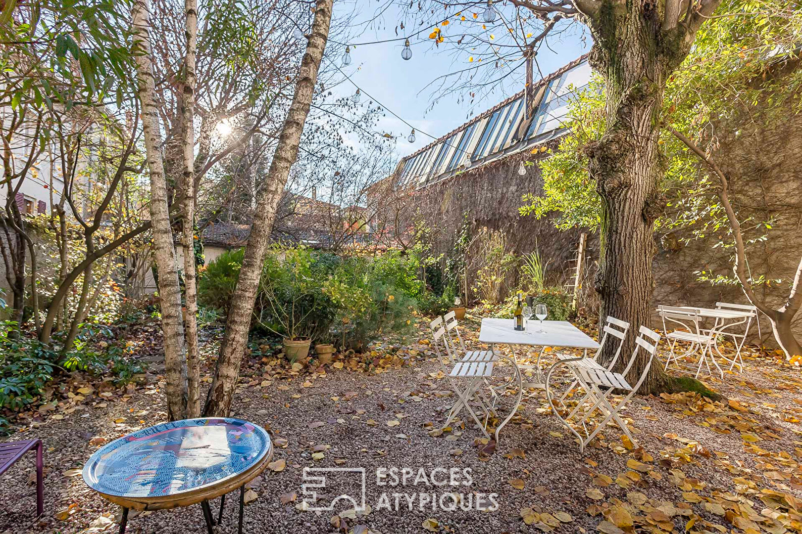 Maison de charme rénovée avec extension et jardin coeur Montchat