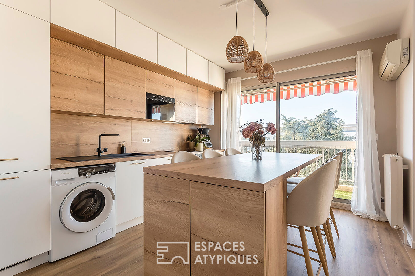 Rénovation contemporaine à deux pas de la place Saint-Louis