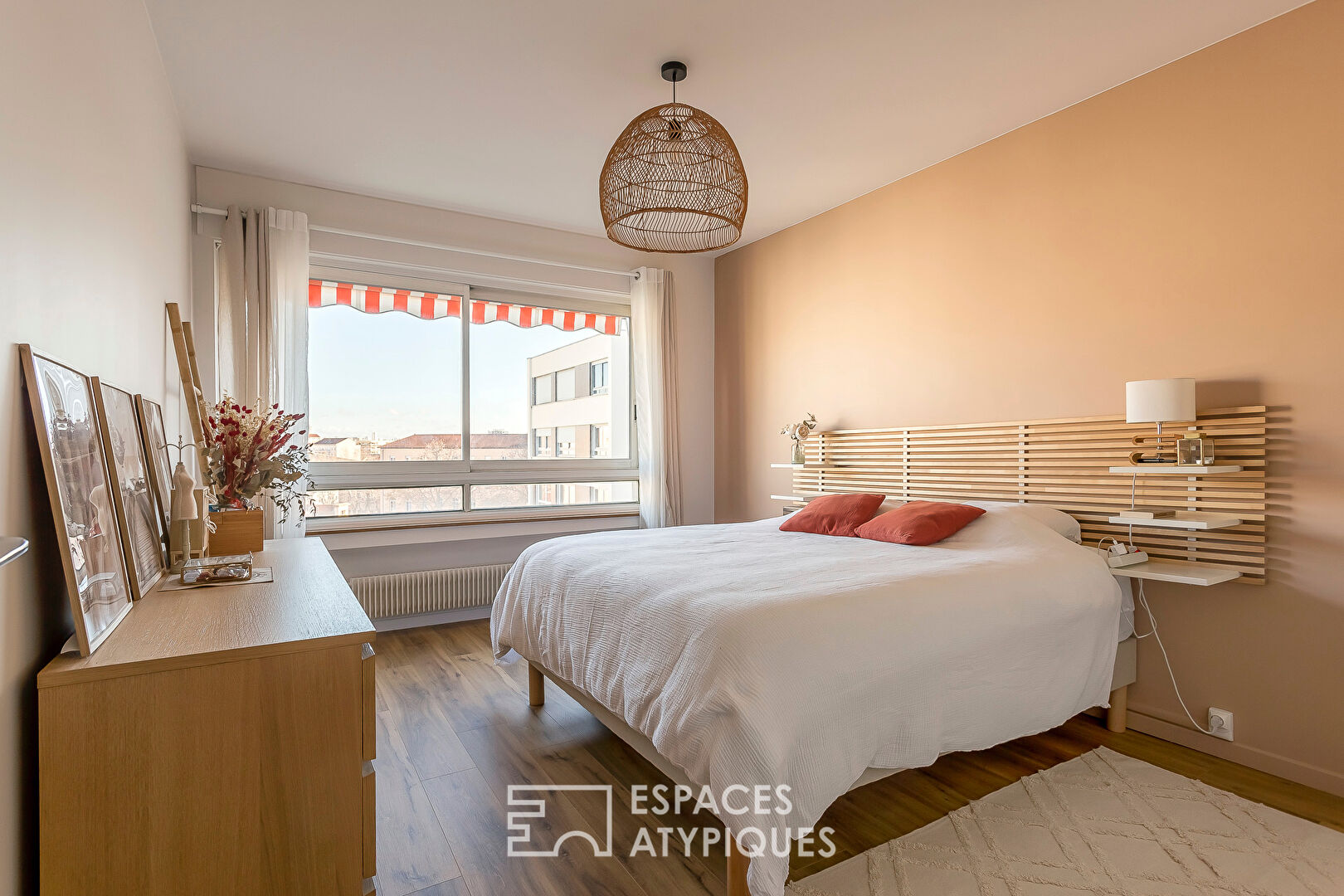 Rénovation contemporaine à deux pas de la place Saint-Louis