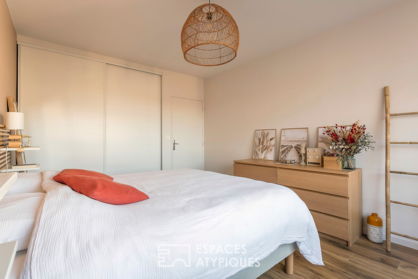 Rénovation contemporaine à deux pas de la place Saint-Louis