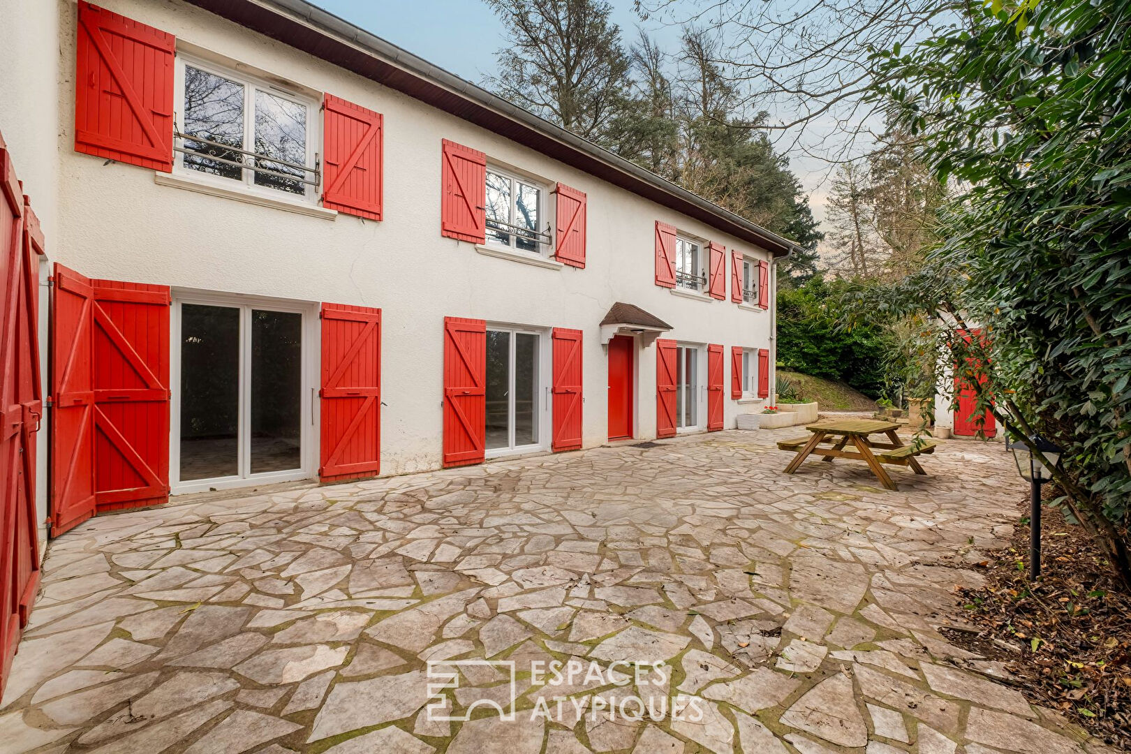 Maison de caractère à réinventer, aux portes de Vienne