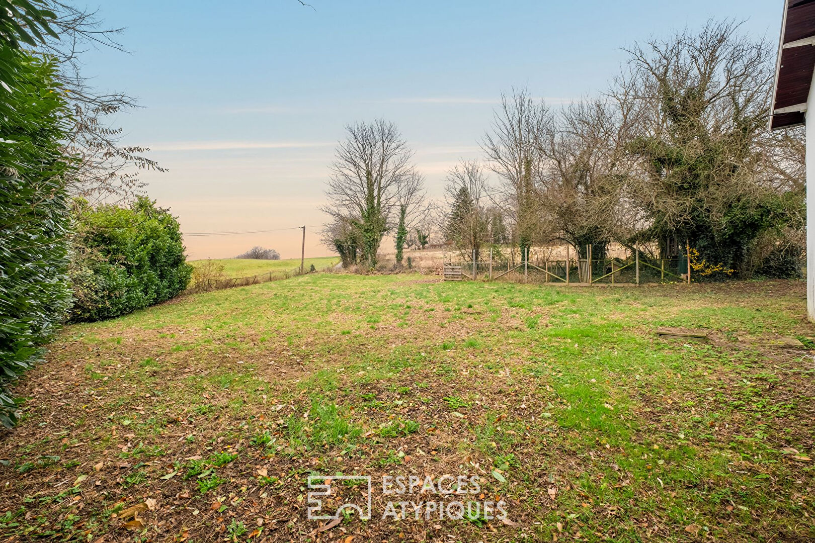Maison de caractère à réinventer, aux portes de Vienne