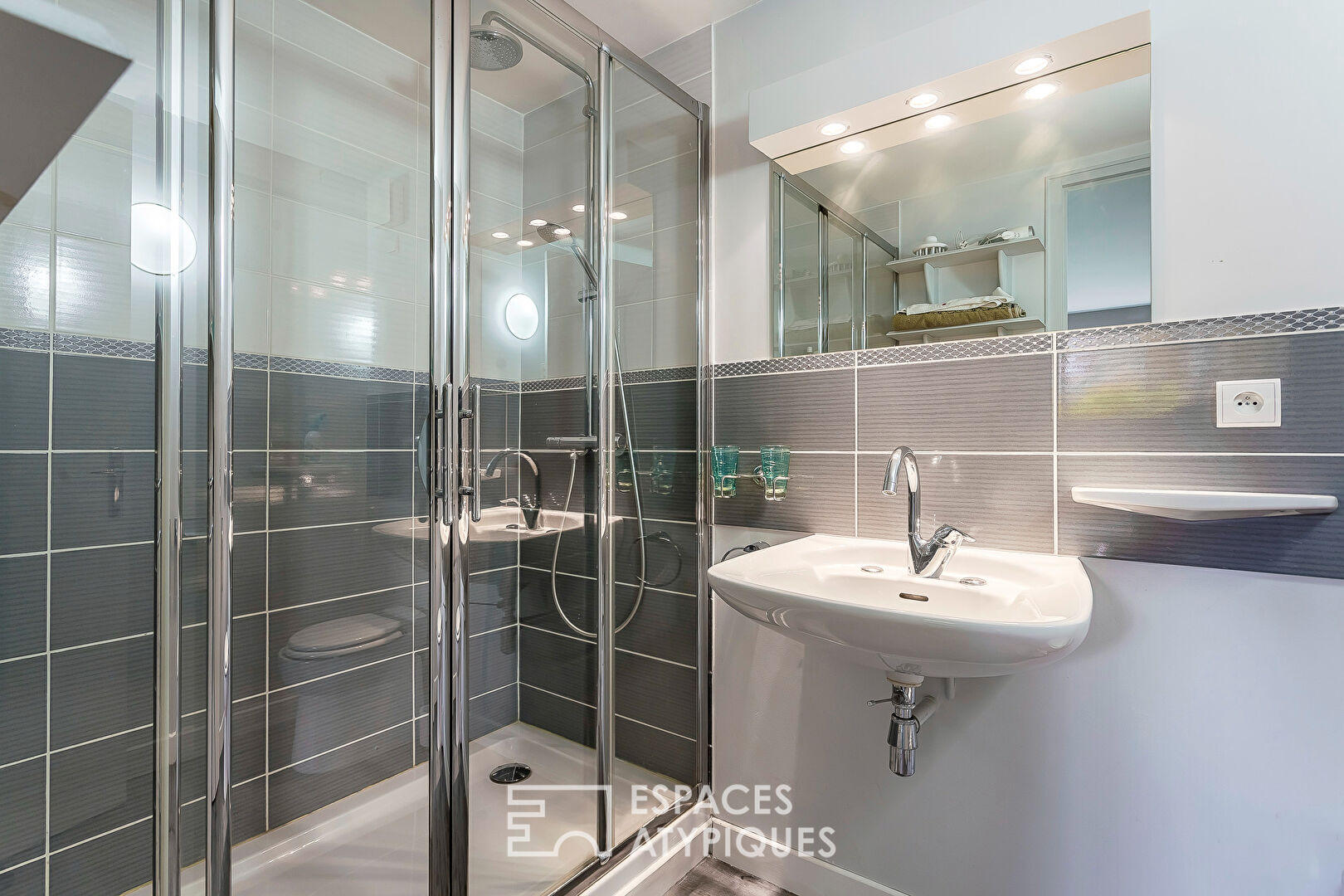 Maison d&rsquo;architecte moderniste – Tassin Bourg