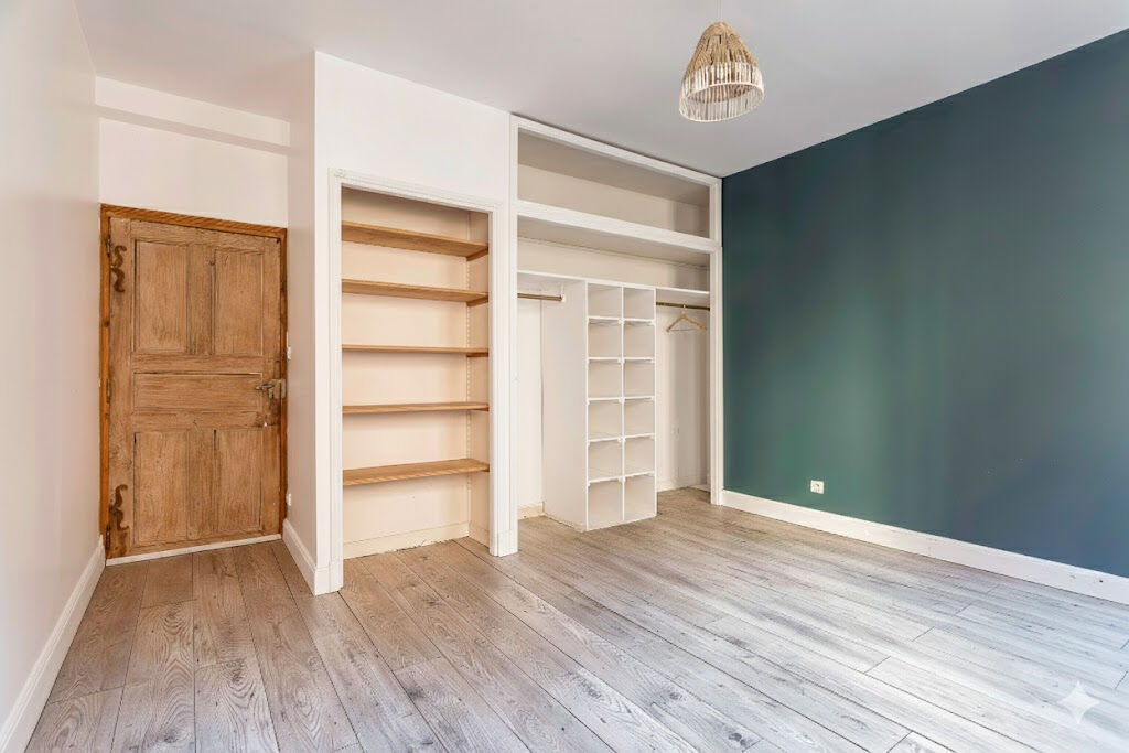 Appartement plein de cachet avec vue sur la Saône