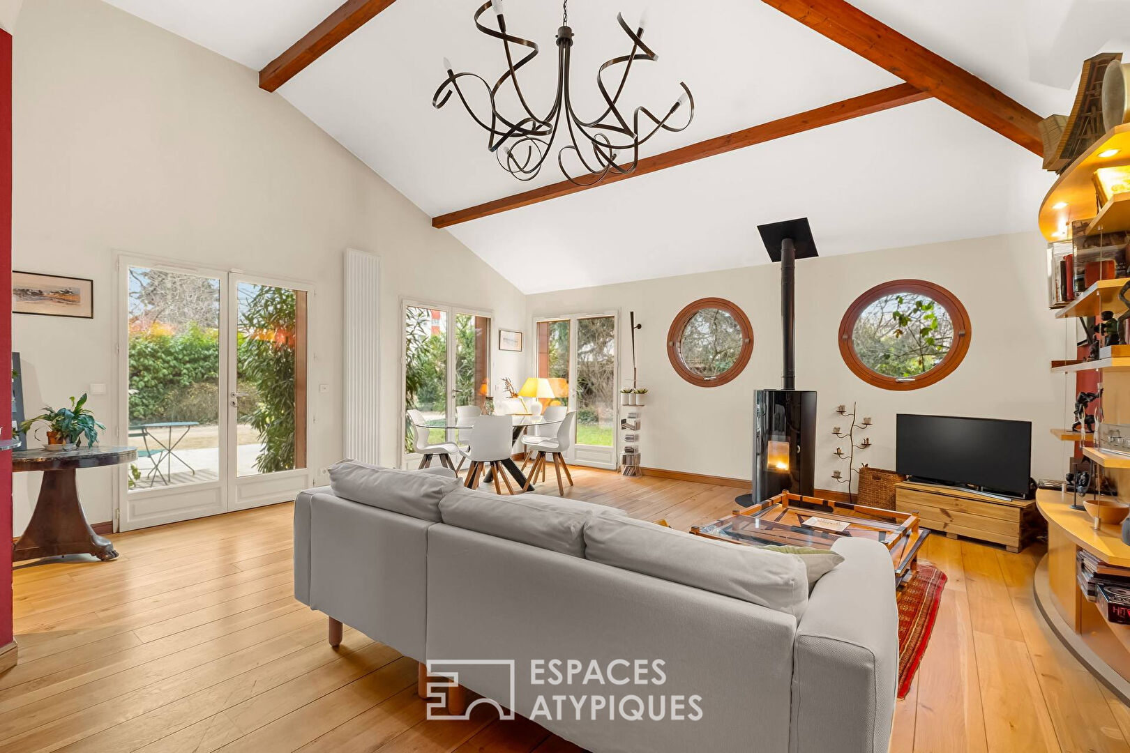 Maison bourgeoise avec extension en fond d&rsquo;impasse au Point-du-Jour