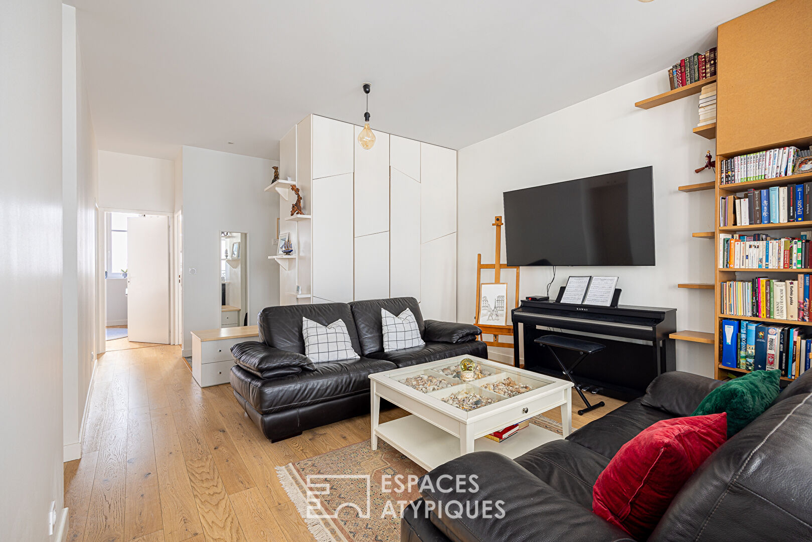 Ancien rénové à proximité de la Place Croix-Paquet