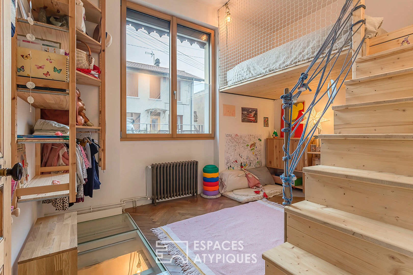 Appartement en rez de jardin esprit maison avec véranda