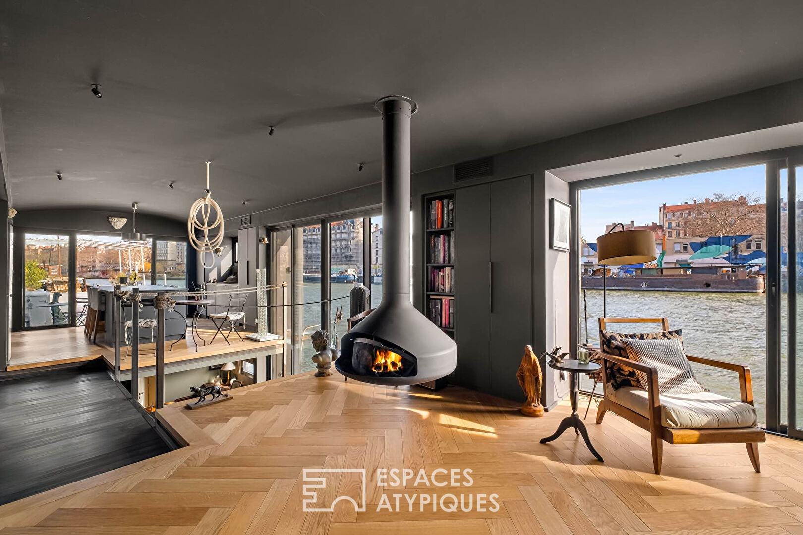 Péniche d&rsquo;exception sur la Saône