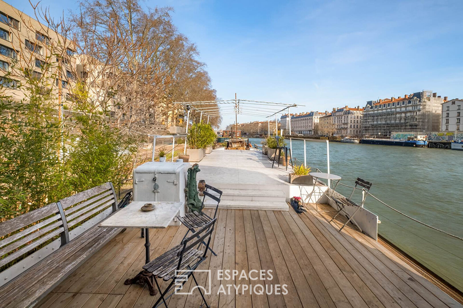 Péniche d&rsquo;exception sur la Saône