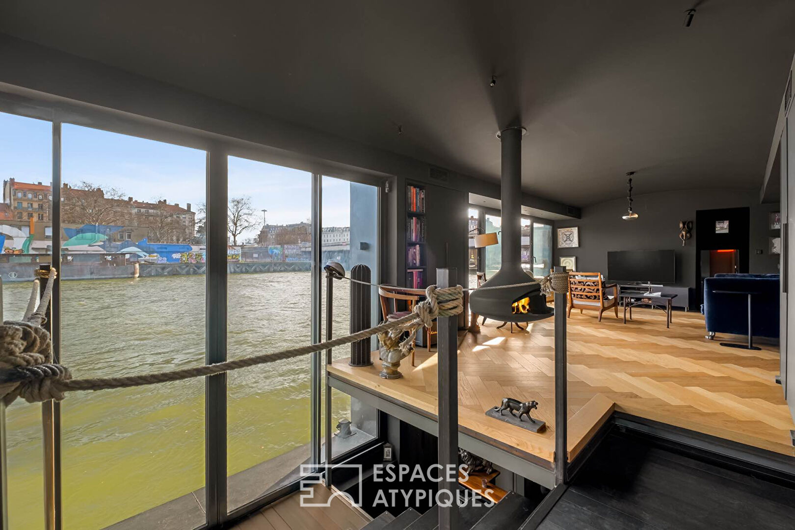 Péniche d&rsquo;exception sur la Saône