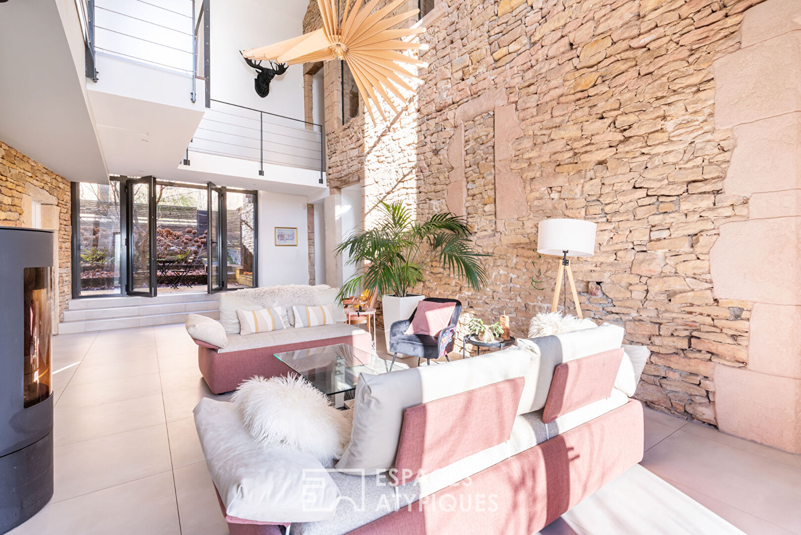 Ancienne Grange du Château Rouge rénovée