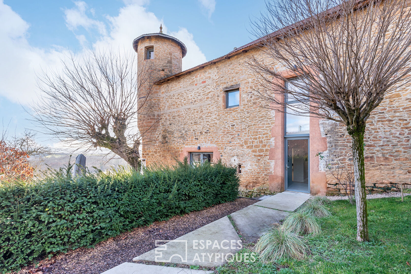 Ancienne Grange du Château Rouge rénovée