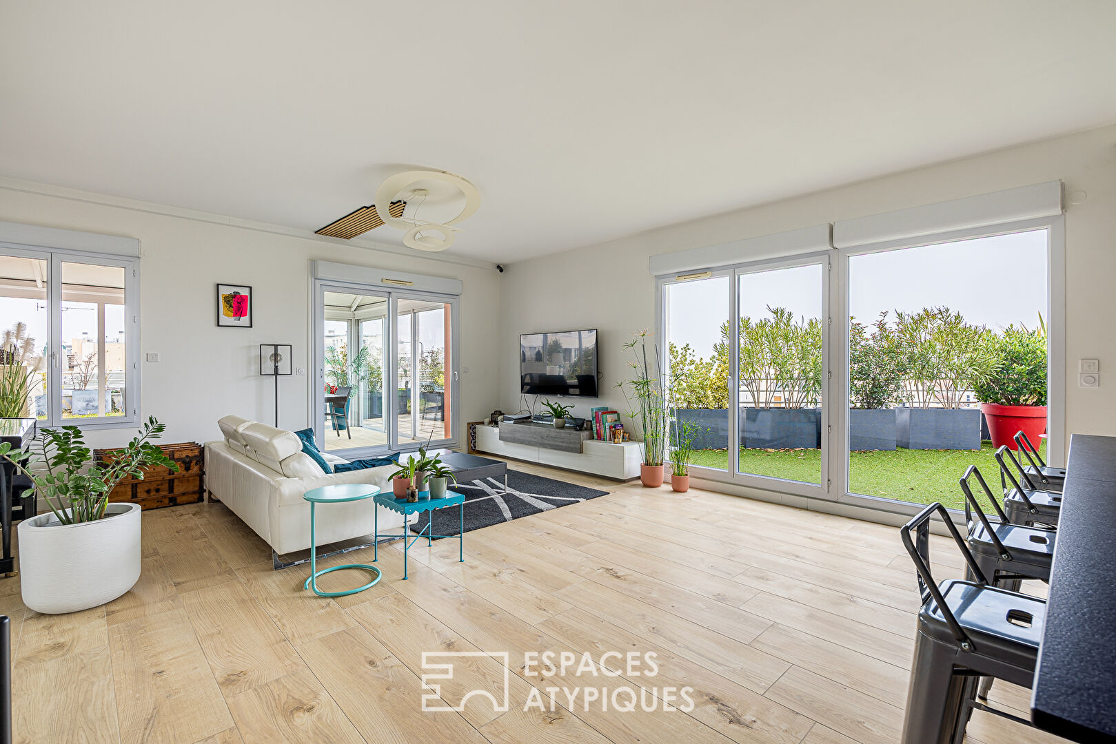 Toit terrasse rénové avec Vue Fourvière