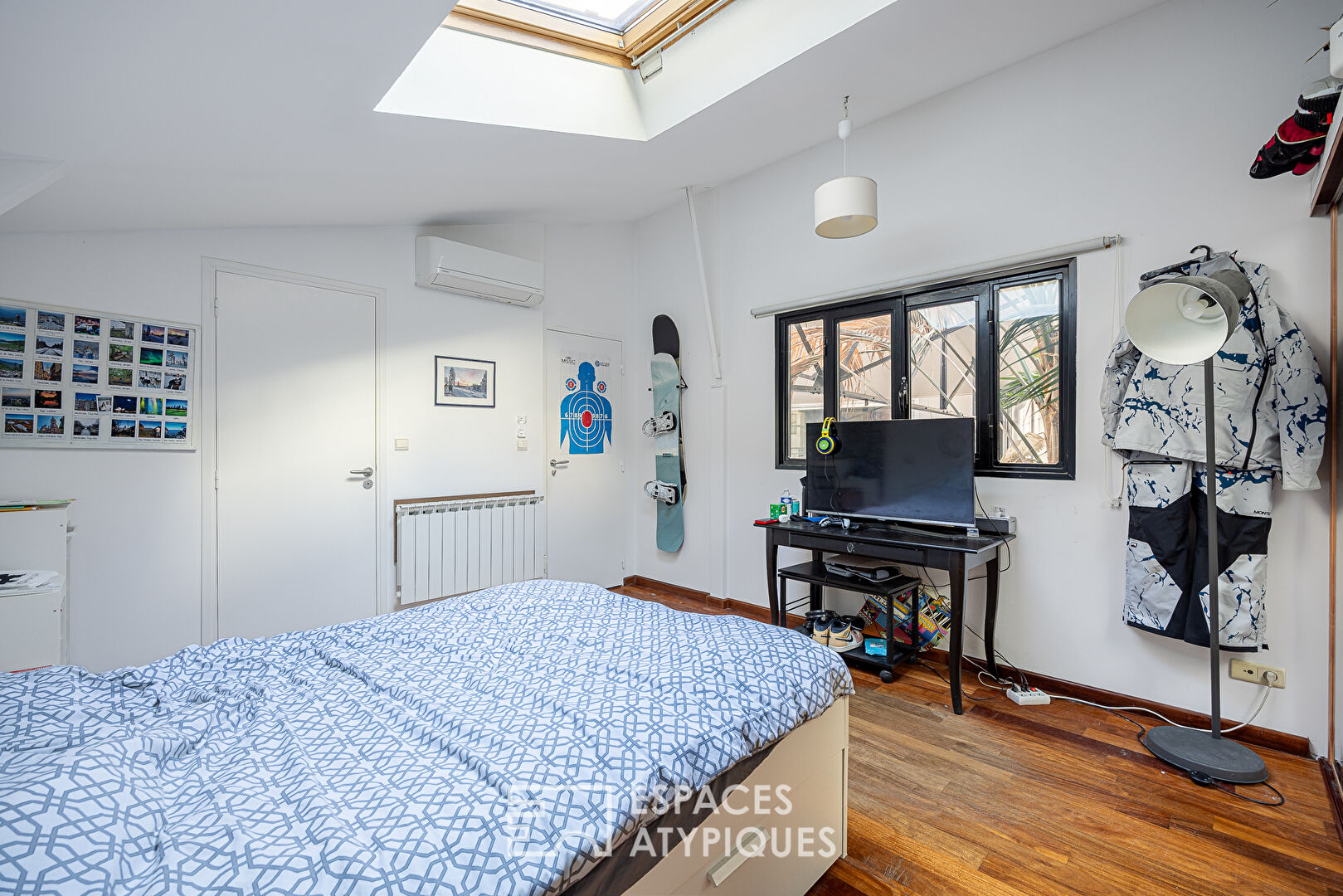 Loft industriel avec garage