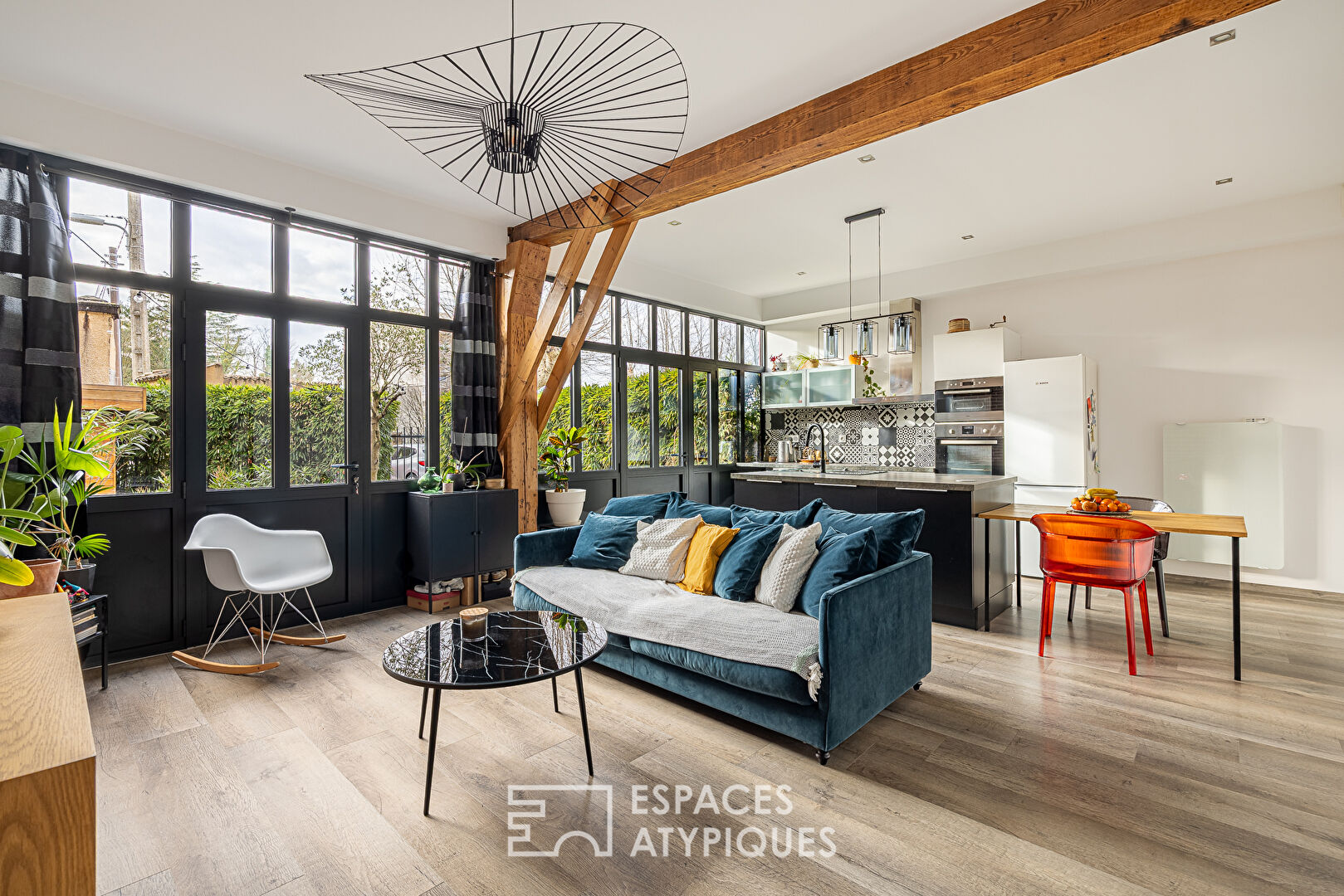 Appartement esprit loft avec jardin dans une ancienne ferme