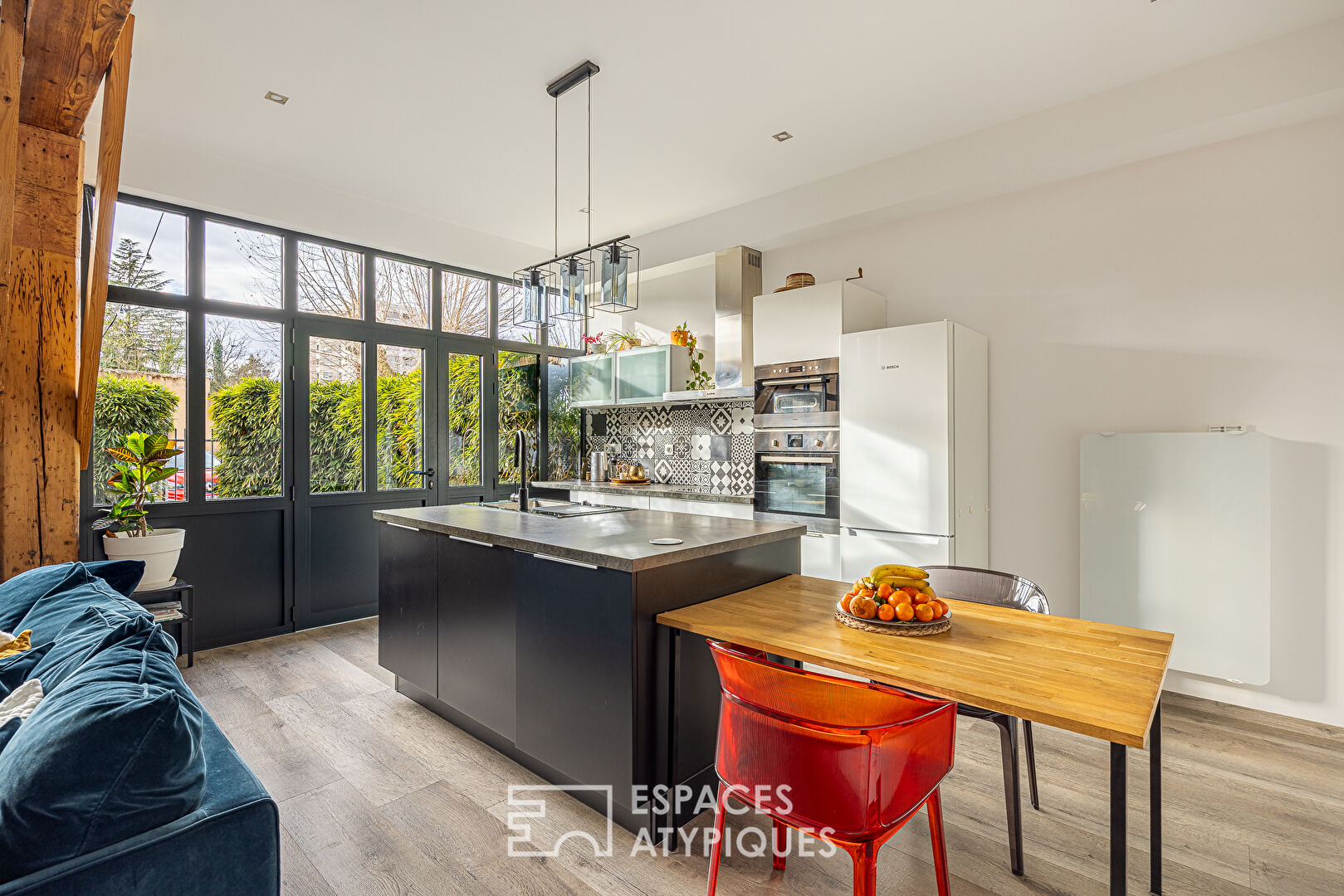 Appartement esprit loft avec jardin dans une ancienne ferme