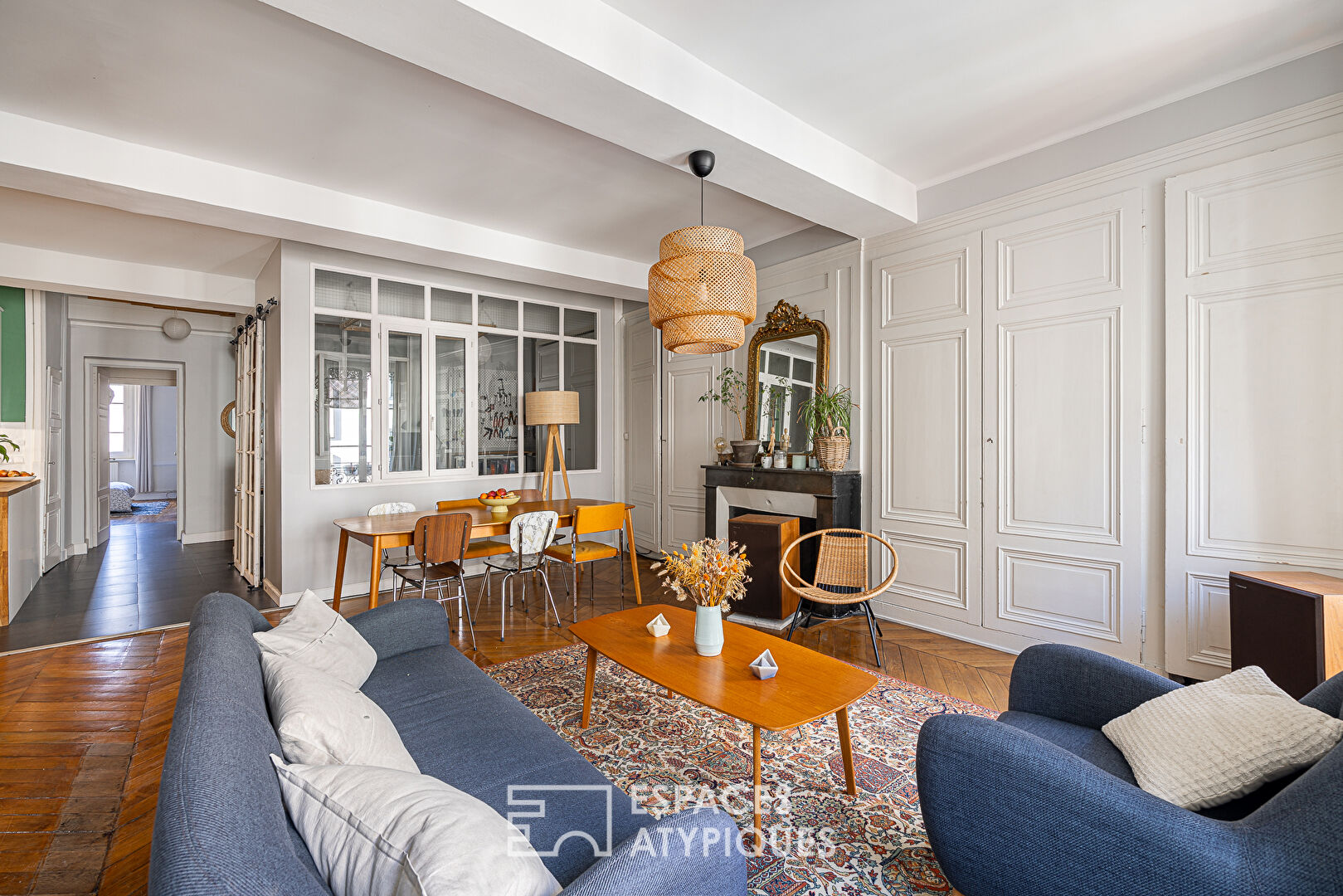 Ancien rénové au coeur du 7ème