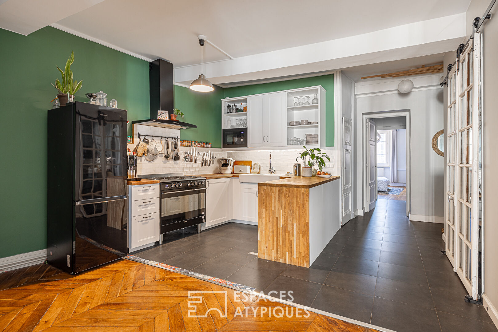 Ancien rénové au coeur du 7ème