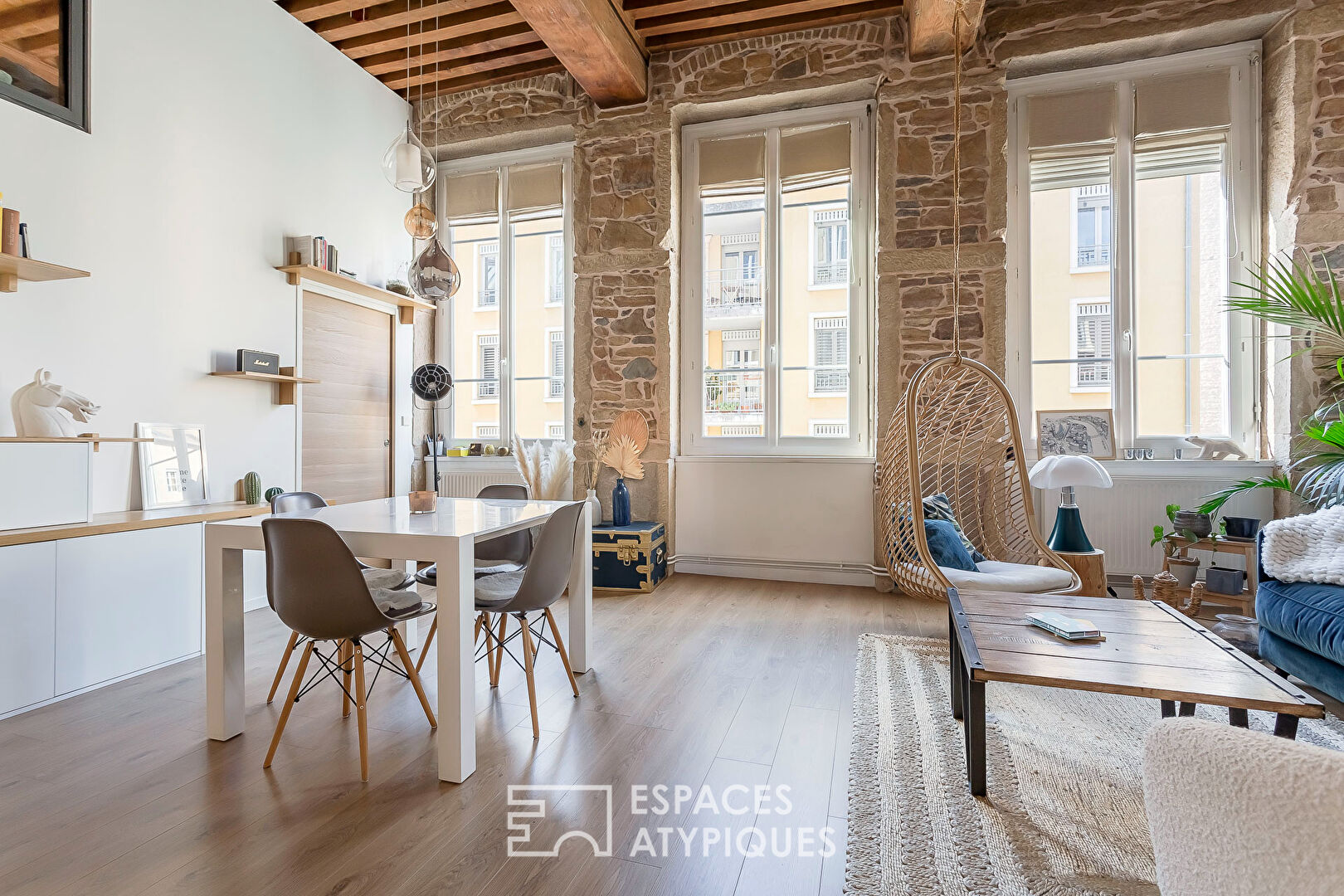 Lumière, calme et volumes au coeur des Pentes, limite Croix-Rousse