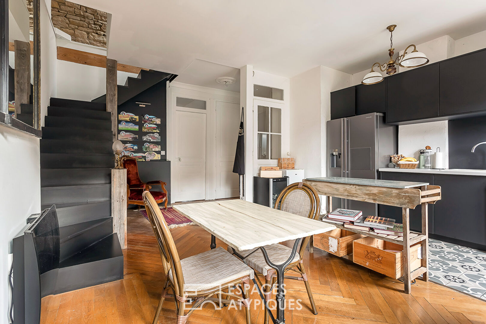 Duplex de caractère au dernier étage avec ascenseur et vue Saône