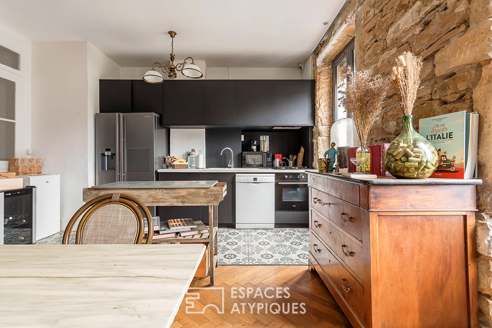 Duplex de caractère au dernier étage avec ascenseur et vue Saône