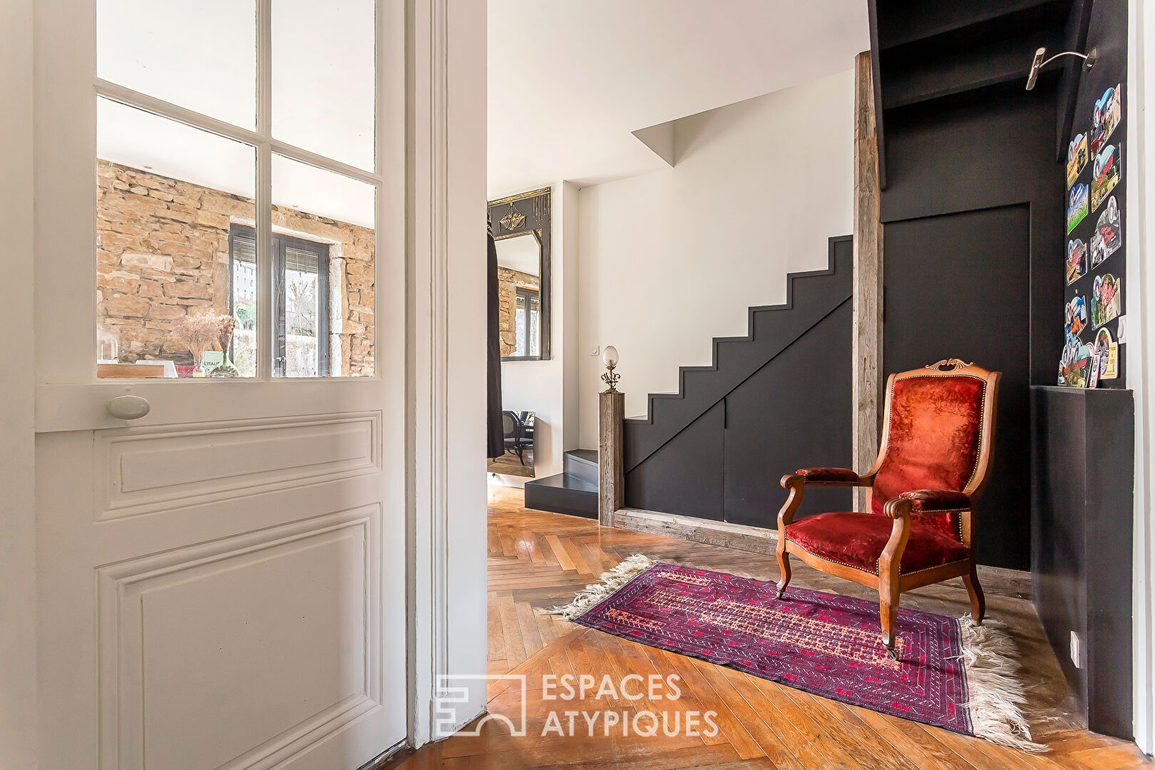 Duplex de caractère au dernier étage avec ascenseur et vue Saône